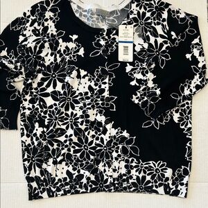 NWT Joseph A Black and White Floral cardigan 3/4 sleeve size XL